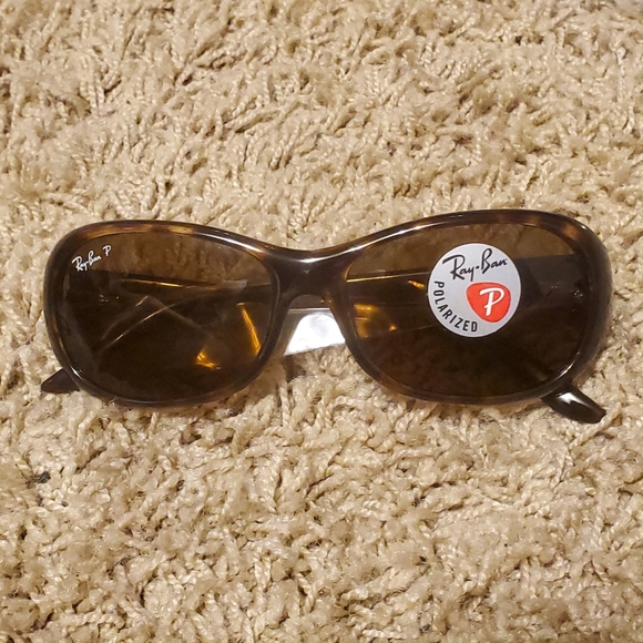 ray ban 4061
